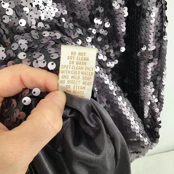 Aidan Maddox Woman’s Cold Shoulder Sequined Shift Dress Gunmetal Size 4 - Picture 10 of 10